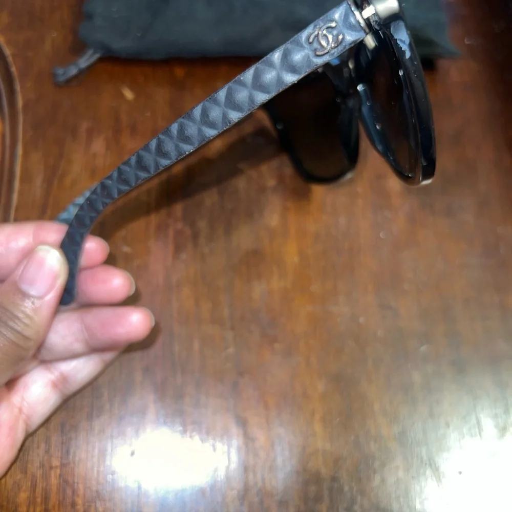 Beautiful 100% Auth CHANEL Butterfly CC Sunglasses (Pre-loved) - Picture 6 of 10